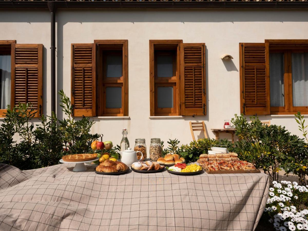 ビルジ・ヴェッキ Stagnone Area Zero Bed & Breakfast エクステリア 写真