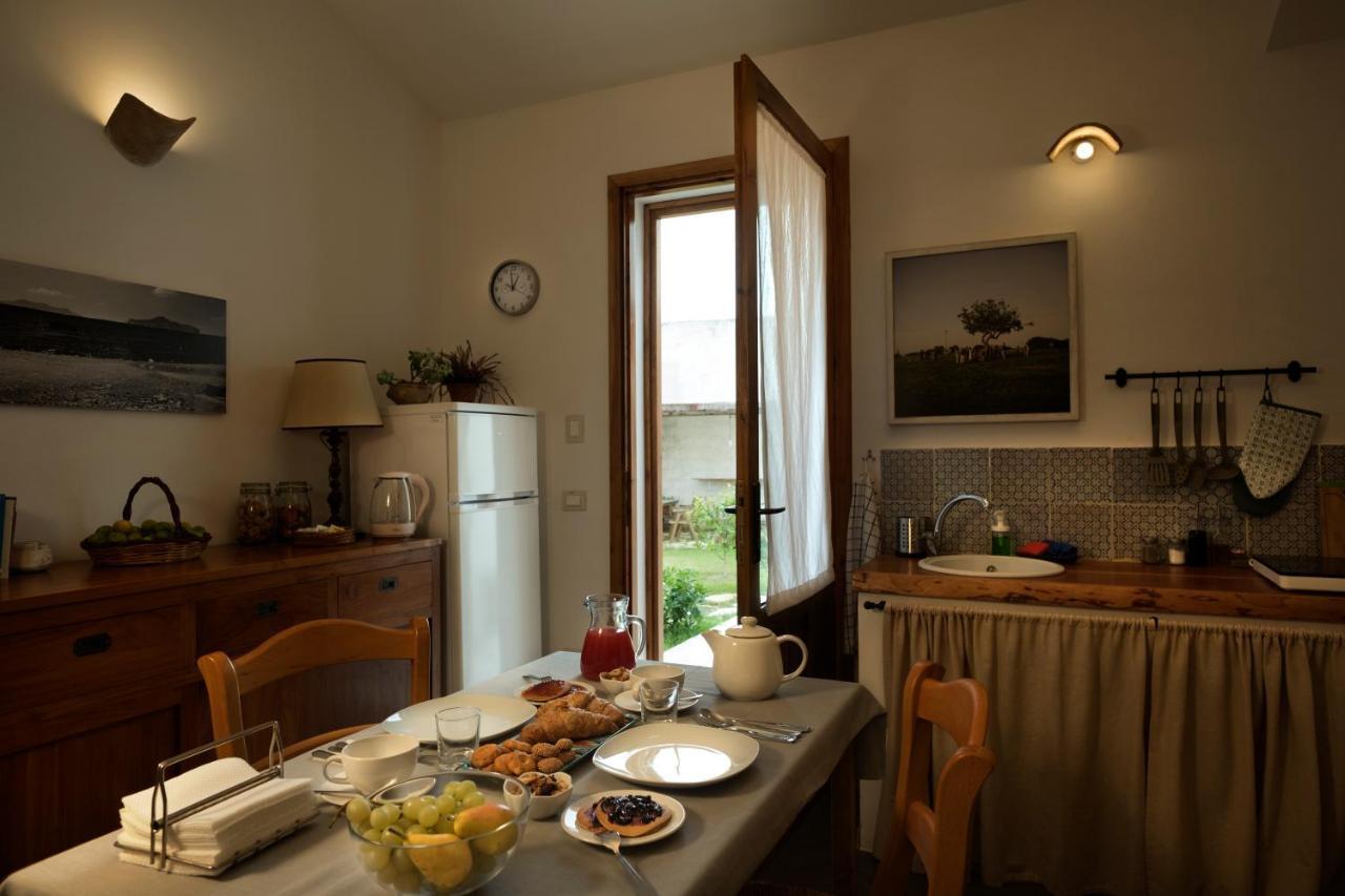 ビルジ・ヴェッキ Stagnone Area Zero Bed & Breakfast エクステリア 写真